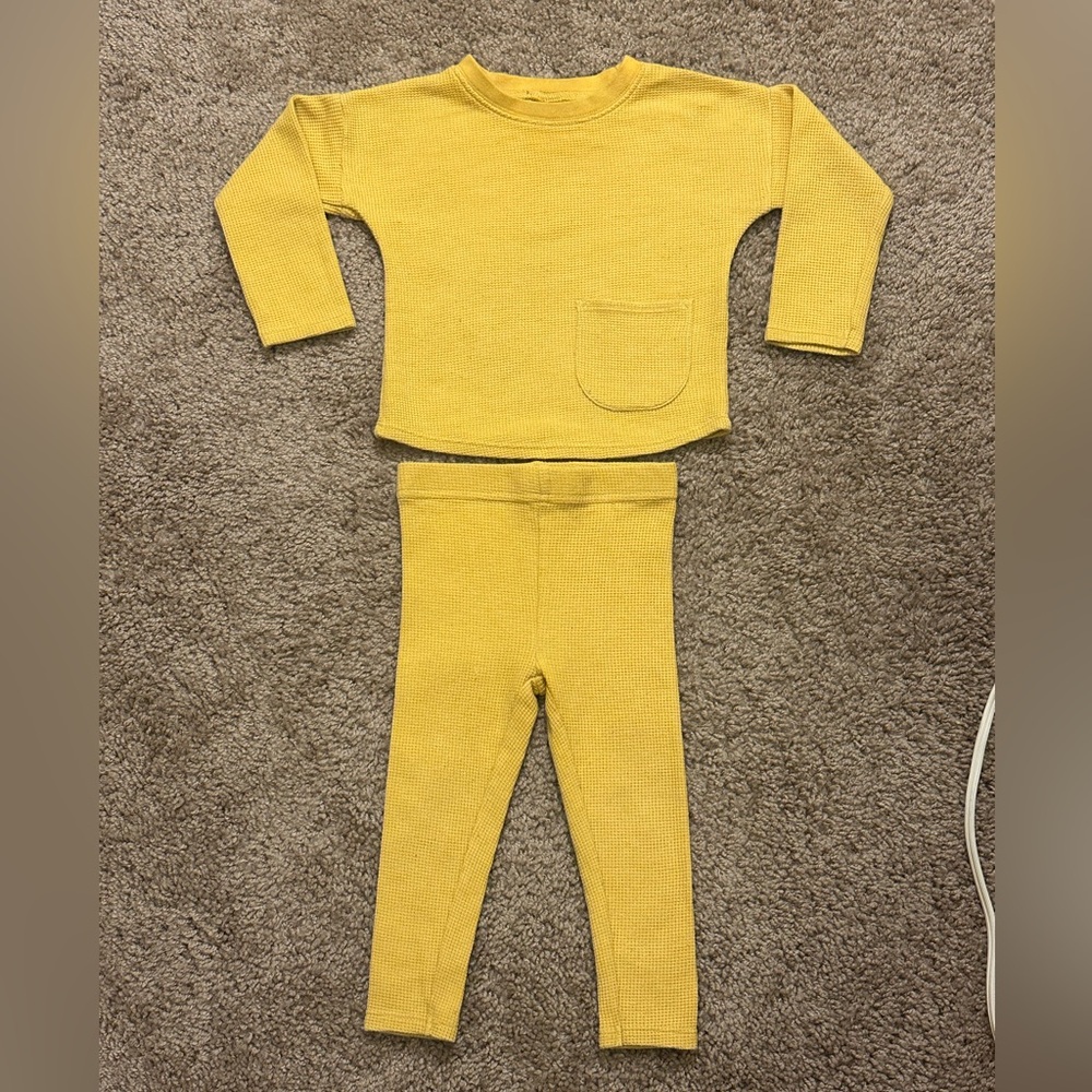 Yellow Kids Matching Set - Picture 1 of 5